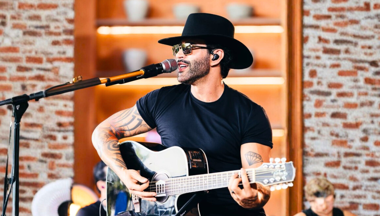 Gusttavo Lima é anunciado embaixador da Festa do Peão de Barretos