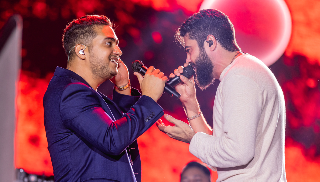 Álbum de Henrique e Juliano é o mais ouvido da última década, no Spotify