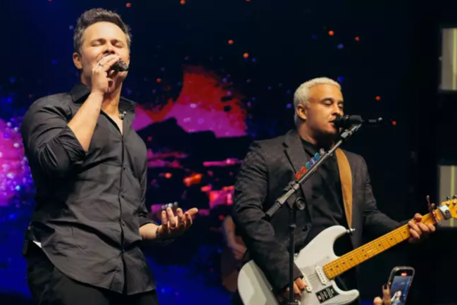 Matheus e Kauan celebram 15 anos de carreira com lançamento Matheus e Kauan celebram 15 anos de carreira com lançamento