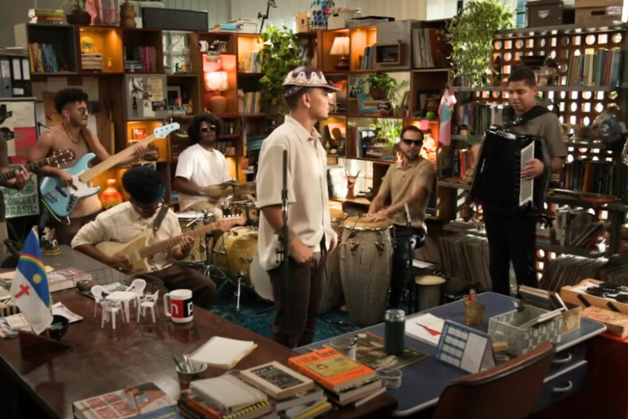 Tiny Desk Brasil estreia oficialmente com muito piseiro e show